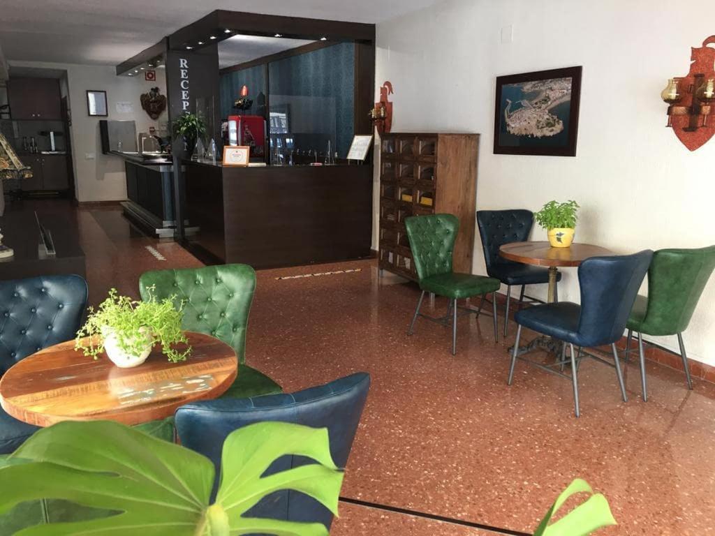 Hotel Blason Junior Пеньискола Экстерьер фото