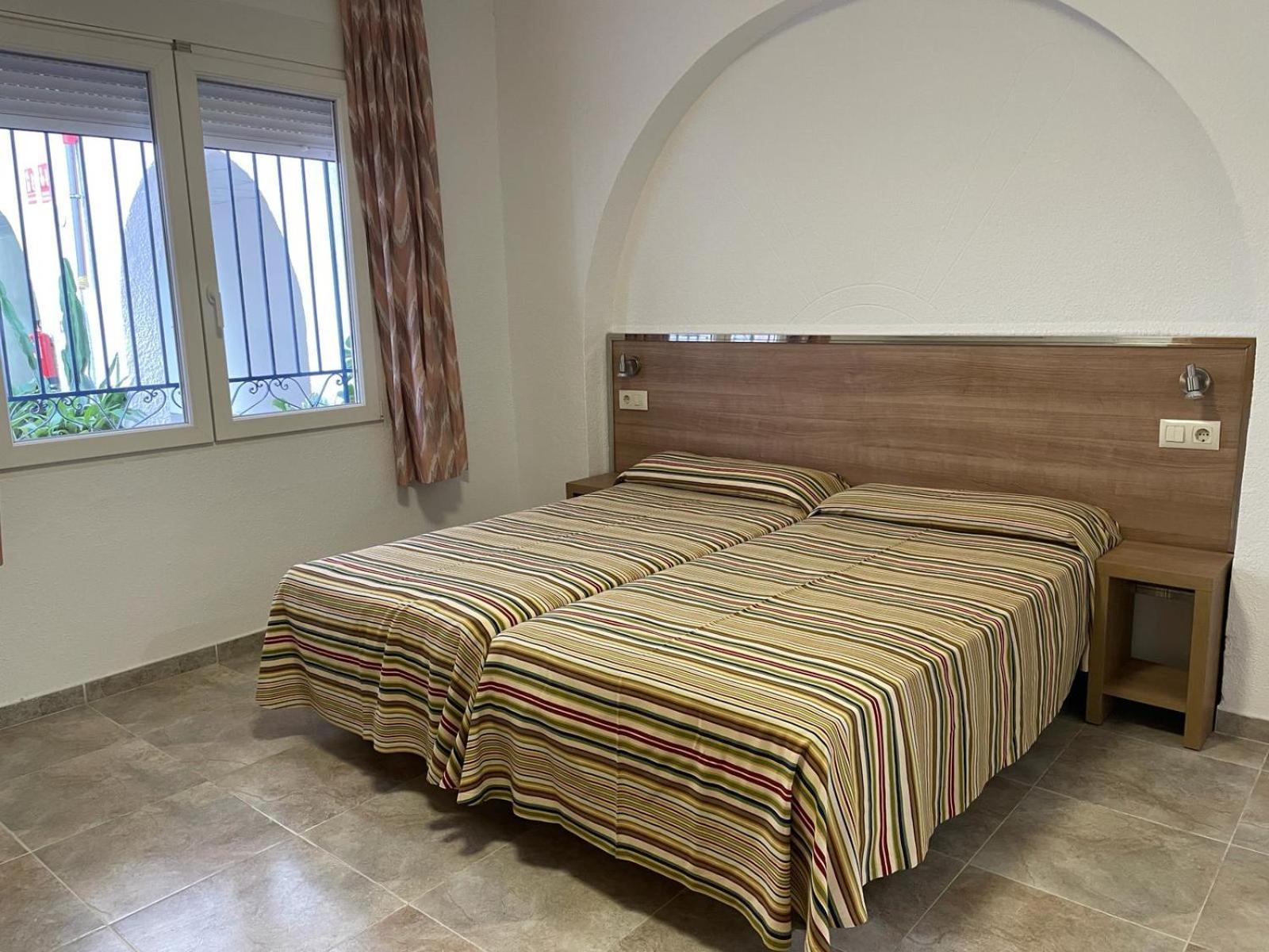 Hotel Blason Junior Пеньискола Экстерьер фото